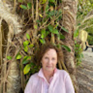 Meet your Posher, Lynne